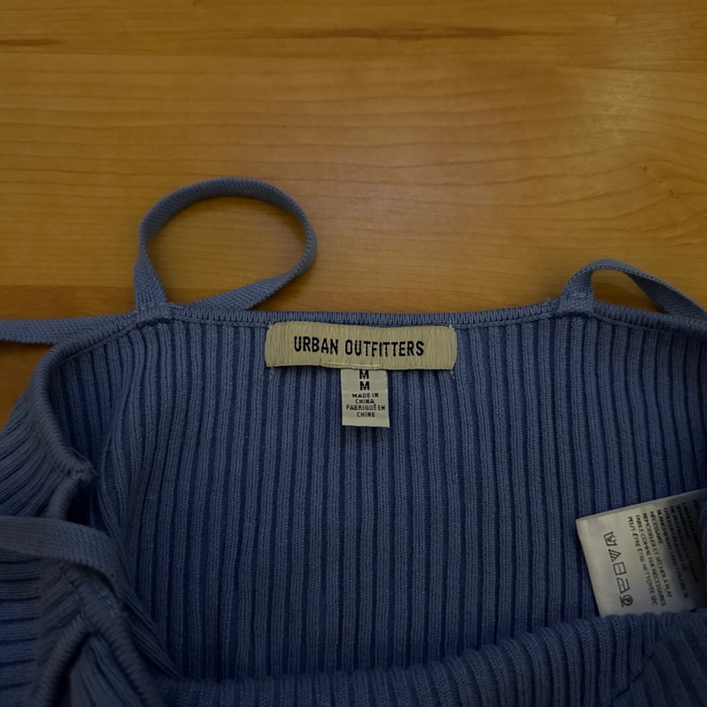 Blue Ribbed Knit Crop Top - Picture 2 of 2
